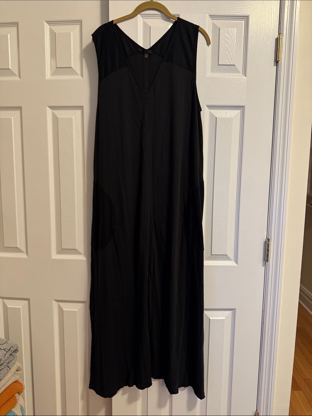 ATM Women's Black Sleeveless Maxi Dress with Pockets - Size XL